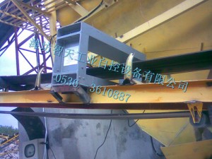 GJT-F金屬探測儀主要用于火力發(fā)電、水泥、建材、造紙、礦山、食品、化工等行業(yè)中，對原料中混雜的各種金屬物質進行檢測。