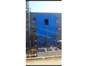 MC、FMC型分室清灰脈沖袋式除塵器，是我公司在采用美國富樂公司產(chǎn)品技術(shù)基礎(chǔ)上，結(jié)合國產(chǎn)普通MC型脈沖袋式除塵器的基礎(chǔ)上，改進(jìn)的新型高效脈沖袋式除塵器。