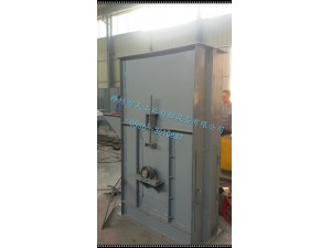 TH系列環鏈斗式提升機是HL型斗式提升機的更新換代產品，該型提升機與HL型相比，具有輸送量大、提升高度高、運行平穩可靠、壽命長等優點。